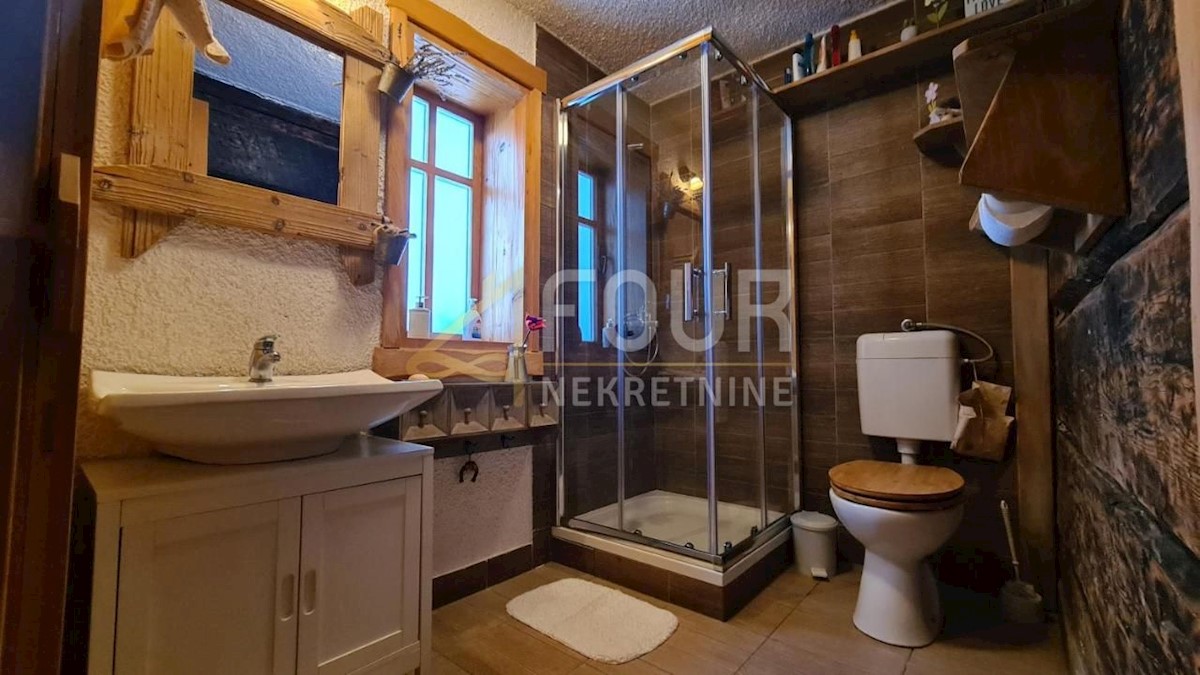 Begovo Razdolje, Mrkopalj, 210m2