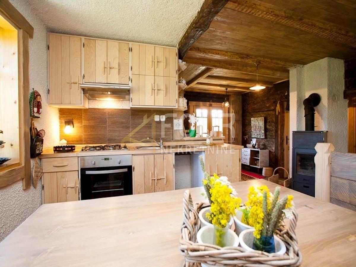 Begovo Razdolje, Mrkopalj, 210m2