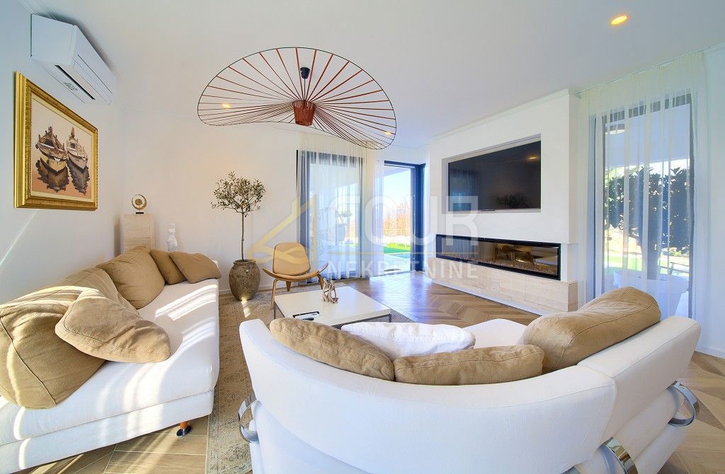 Malinska, Malinska-Dubašnica, 390m2