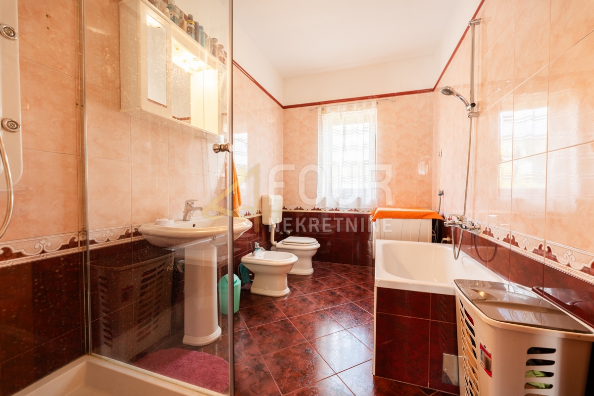 Veprinac, Opatija - Okolica, 400m2