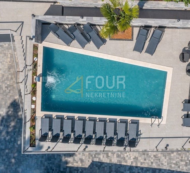 Mošćenička Draga, 430m2