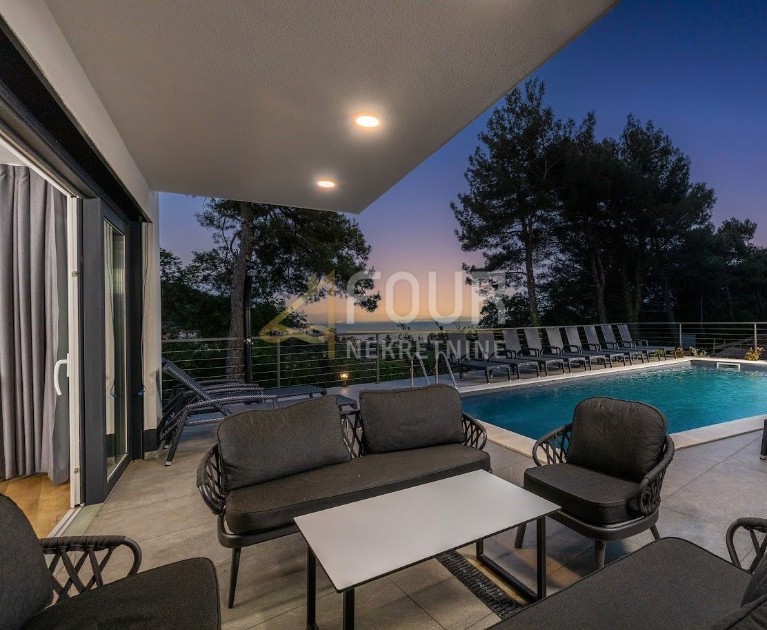 Mošćenička Draga, 430m2