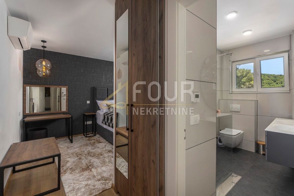 Mošćenička Draga, 430m2