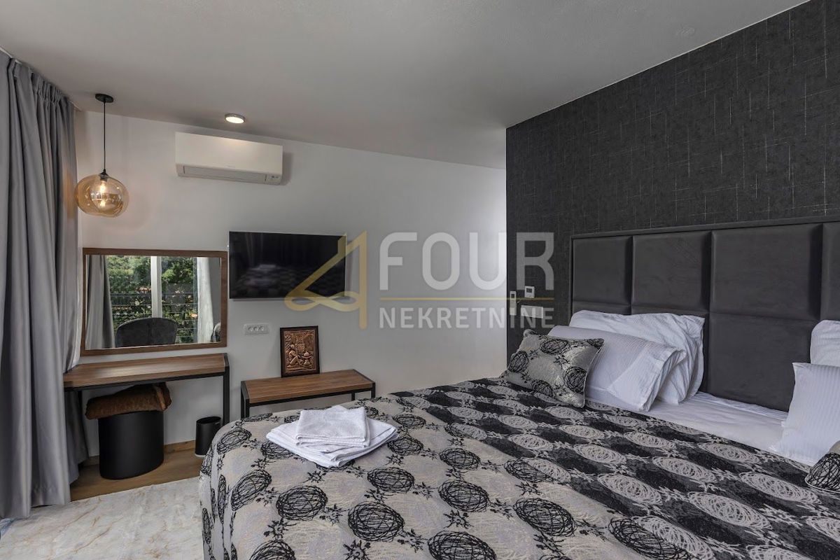 Mošćenička Draga, 430m2