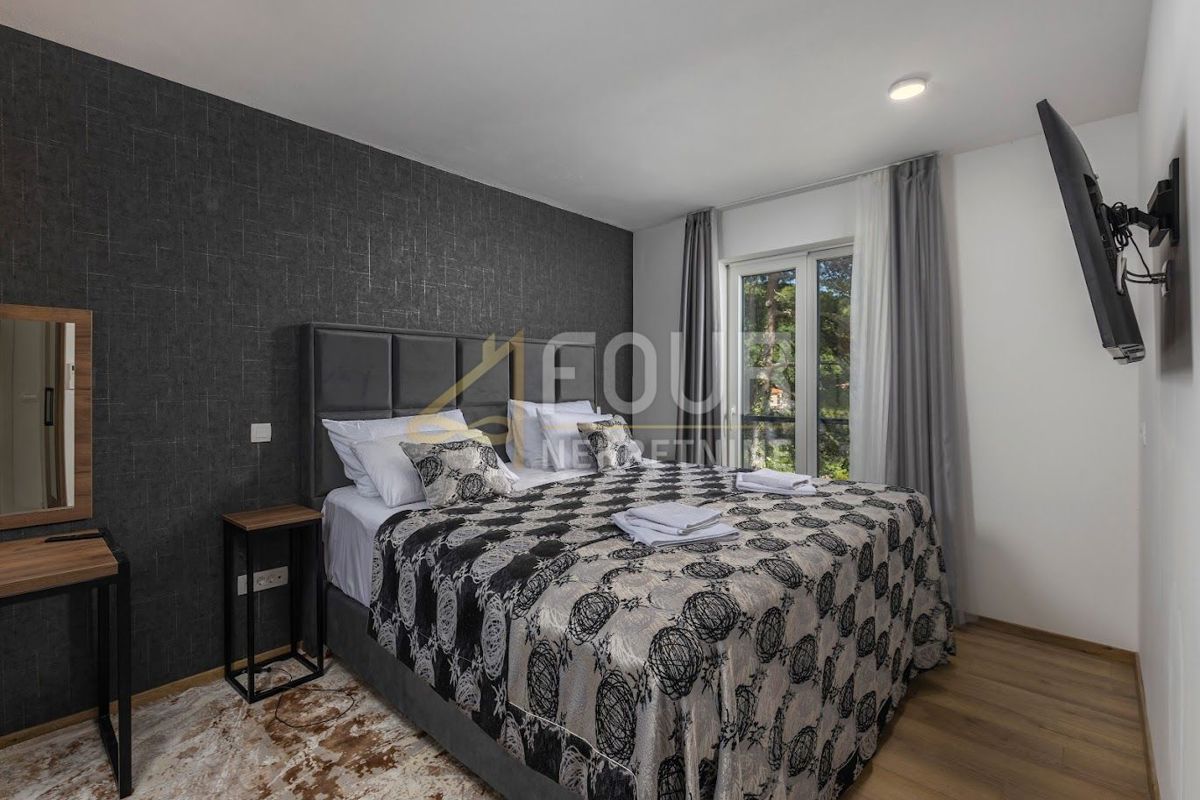 Mošćenička Draga, 430m2