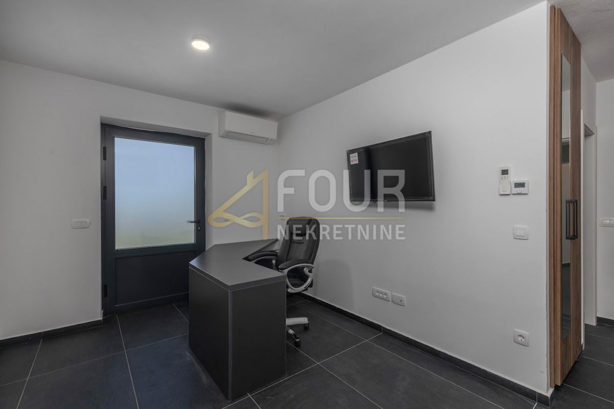 Mošćenička Draga, 430m2