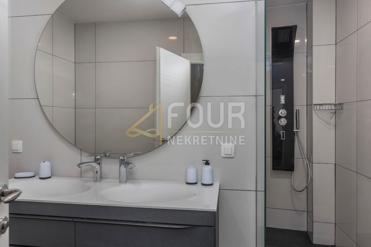 Mošćenička Draga, 430m2