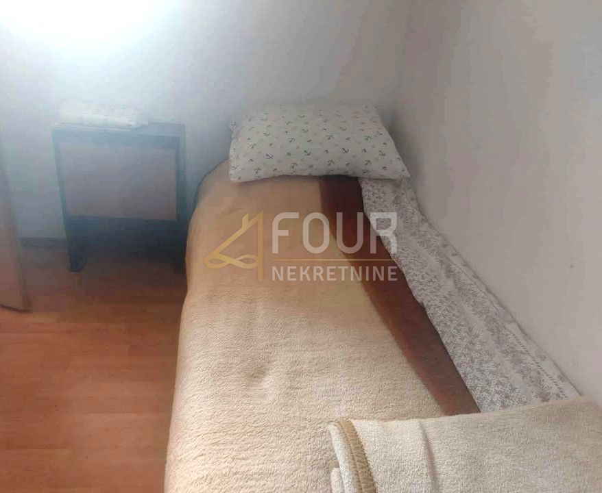 Duga Gora, Generalski Stol, 63m2