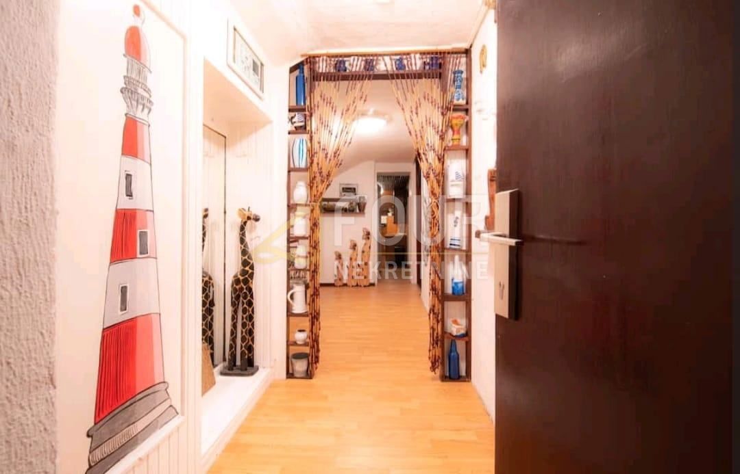 Pećine, Rijeka, 72,40m2