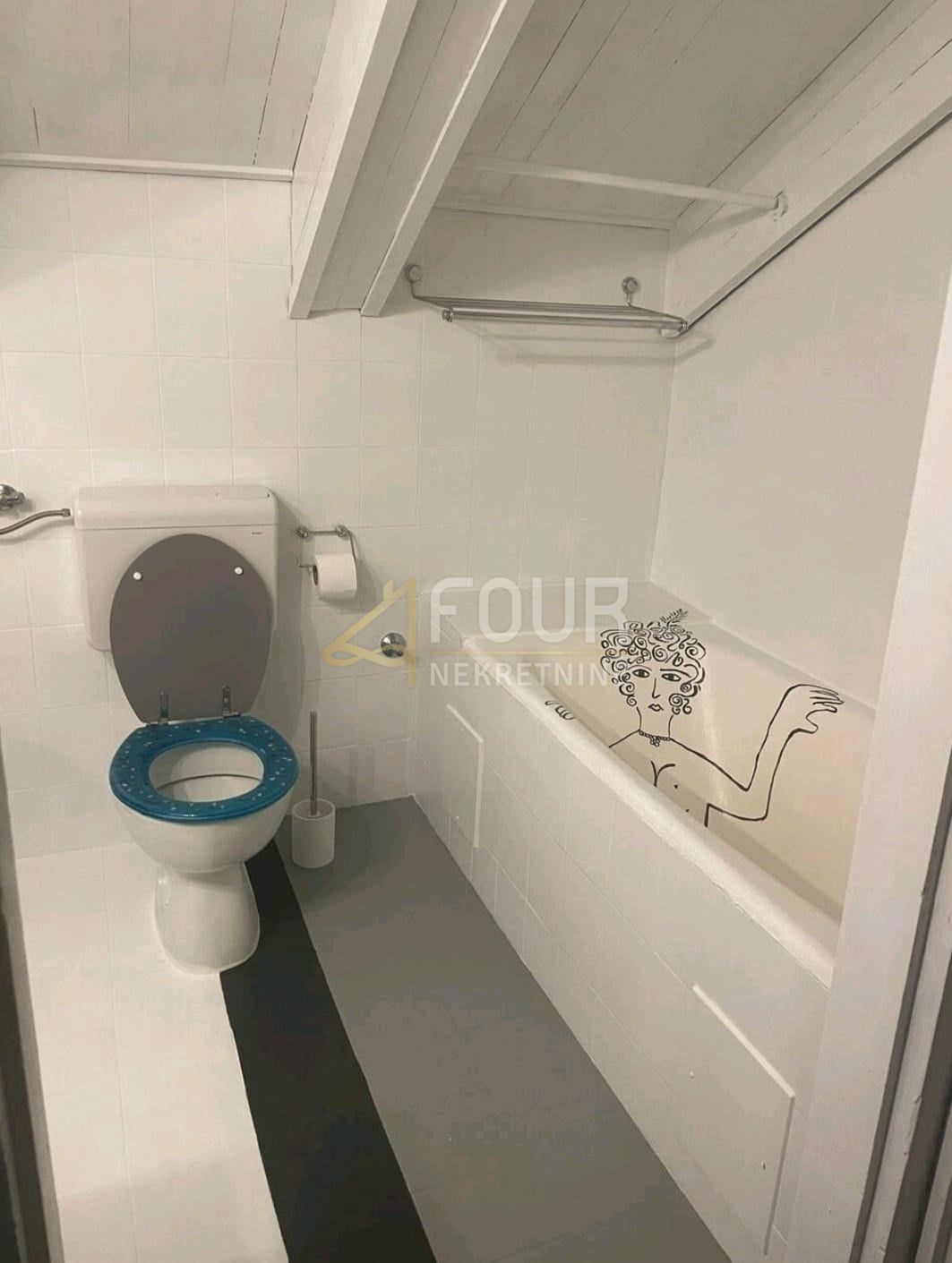 Pećine, Rijeka, 72,40m2