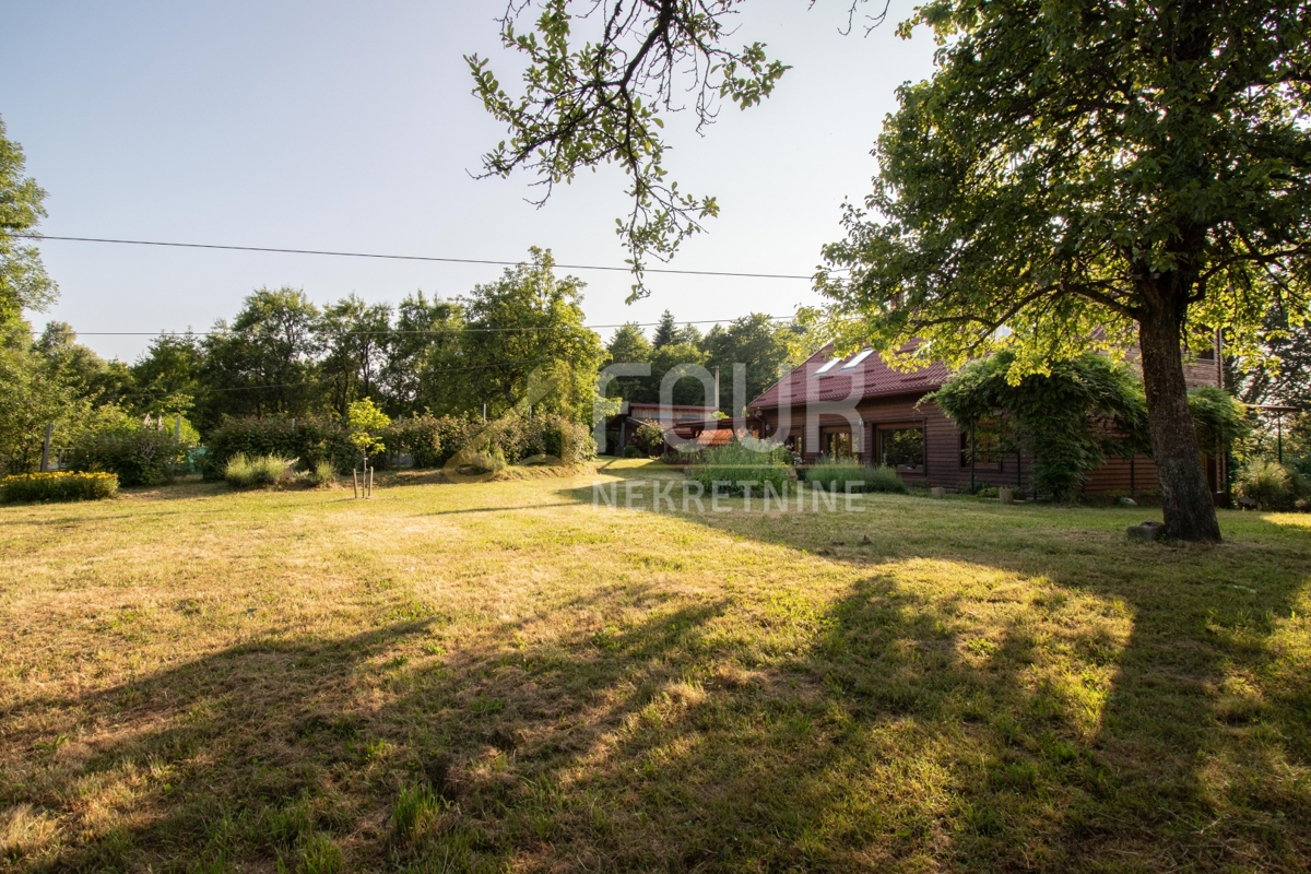 Brod Moravice, 330m2