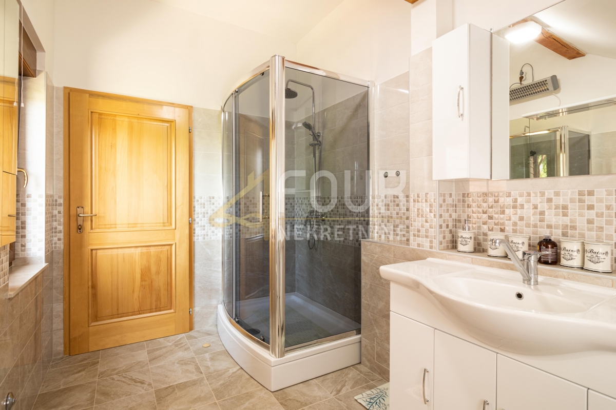 Brod Moravice, 330m2