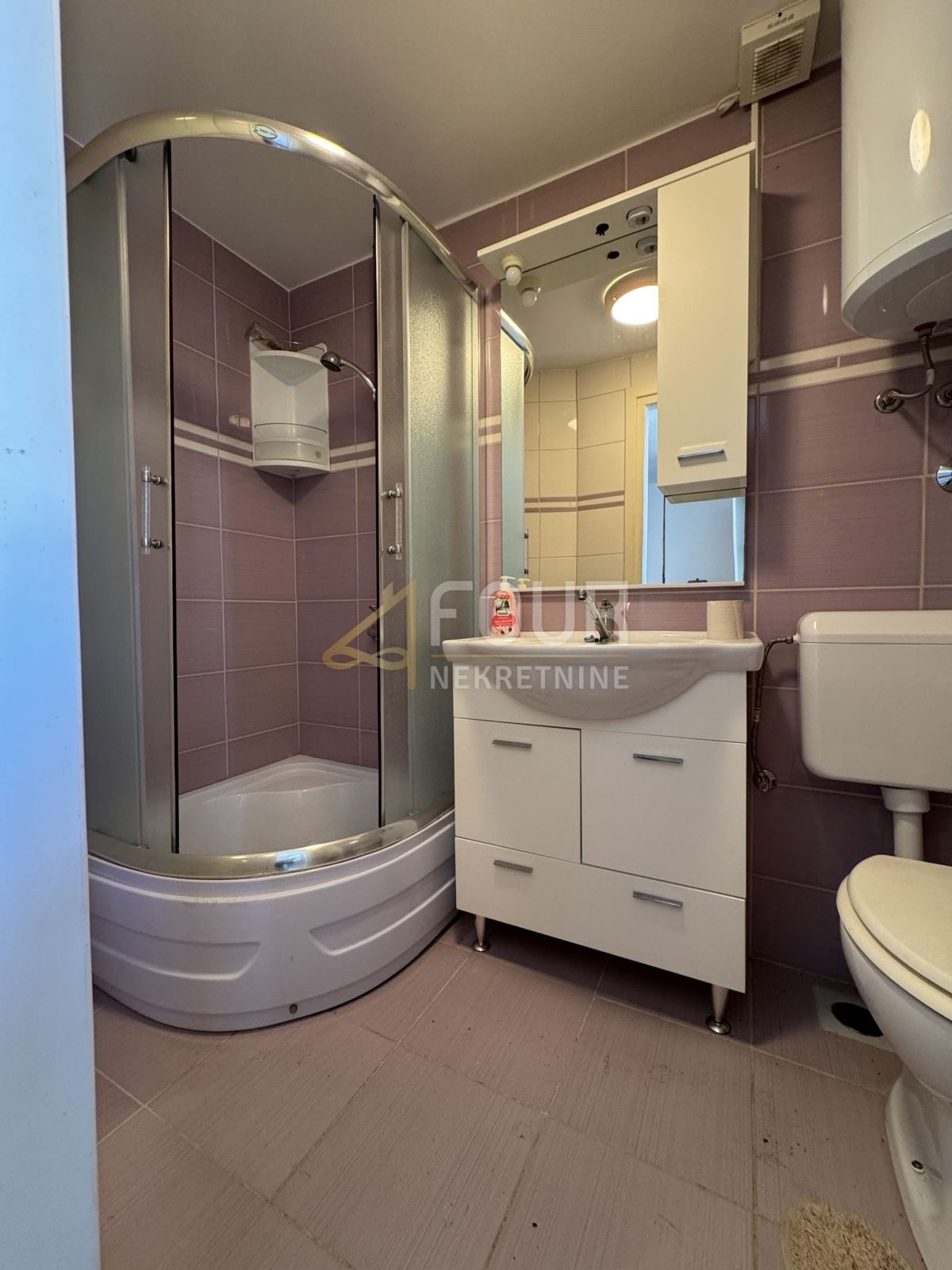 Milohnići, Krk, 278,23m2