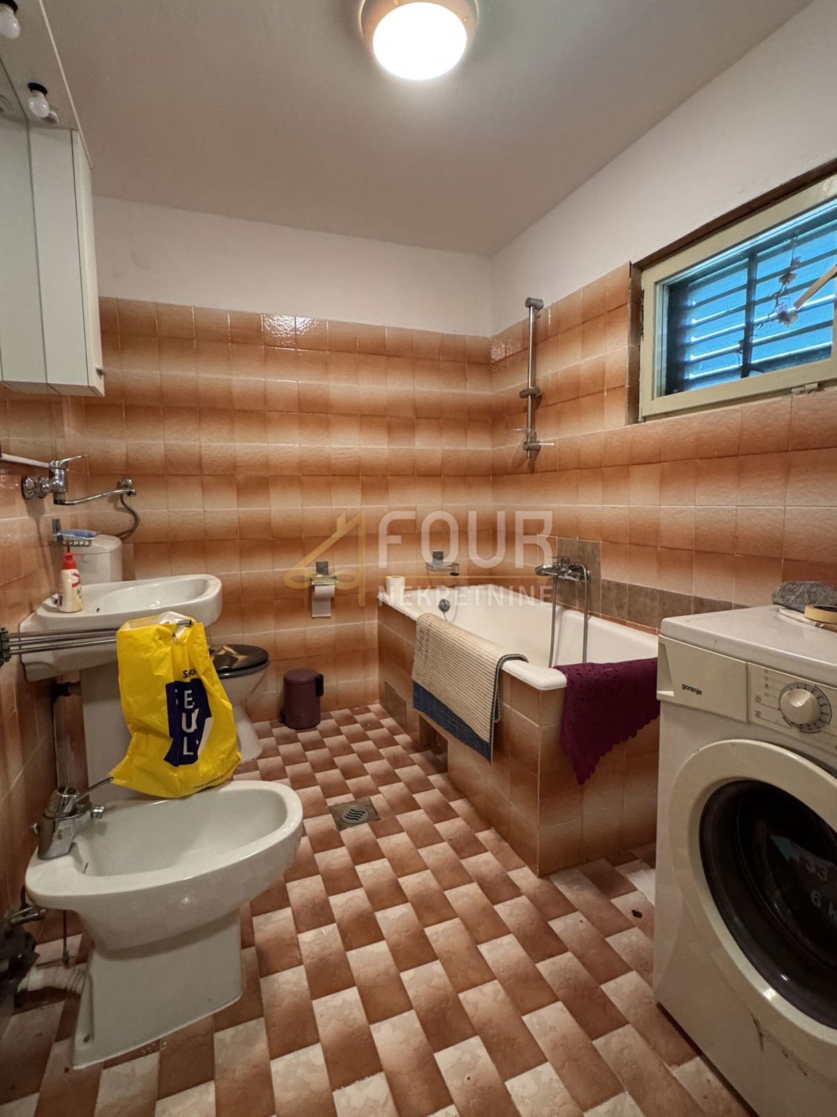 Milohnići, Krk, 278,23m2