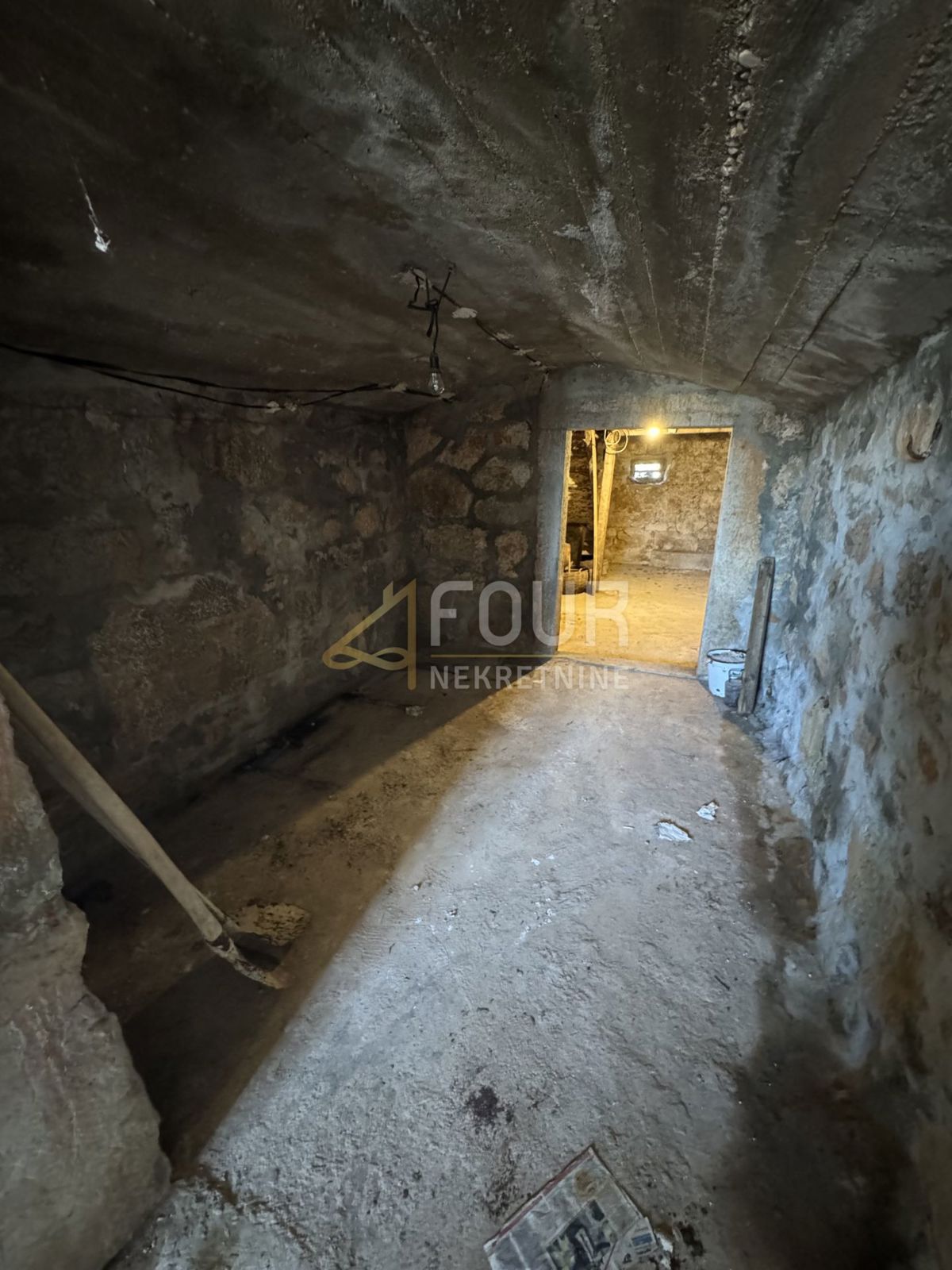 Milohnići, Krk, 278,23m2