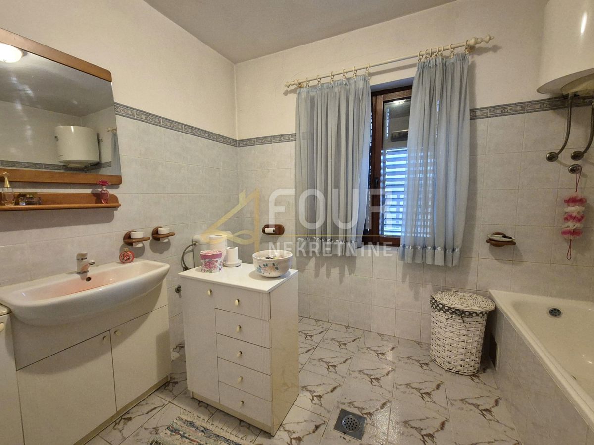 Srdoči, Rijeka, 72,92m2