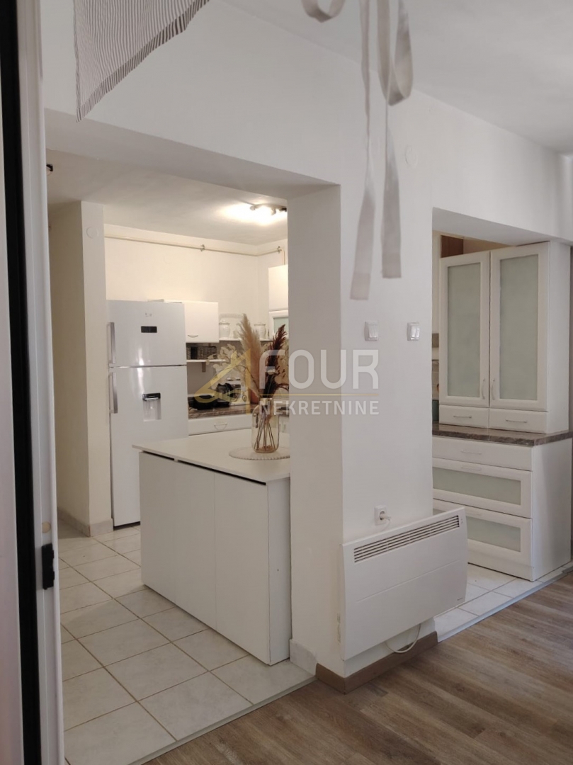 Centar, Pula, 95,68m2