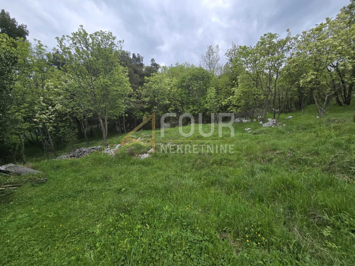 Svilno, Rijeka, 1.500m2