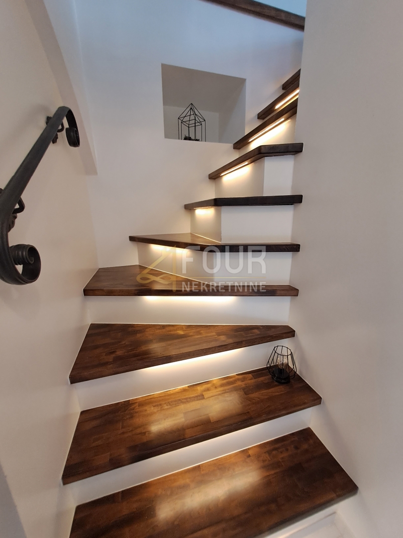 Poljane, Opatija - Okolica, 66,58m2