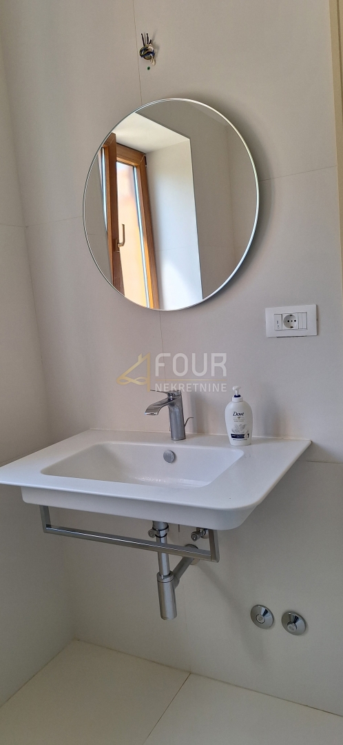 Svetvinčenat, 147,50m2