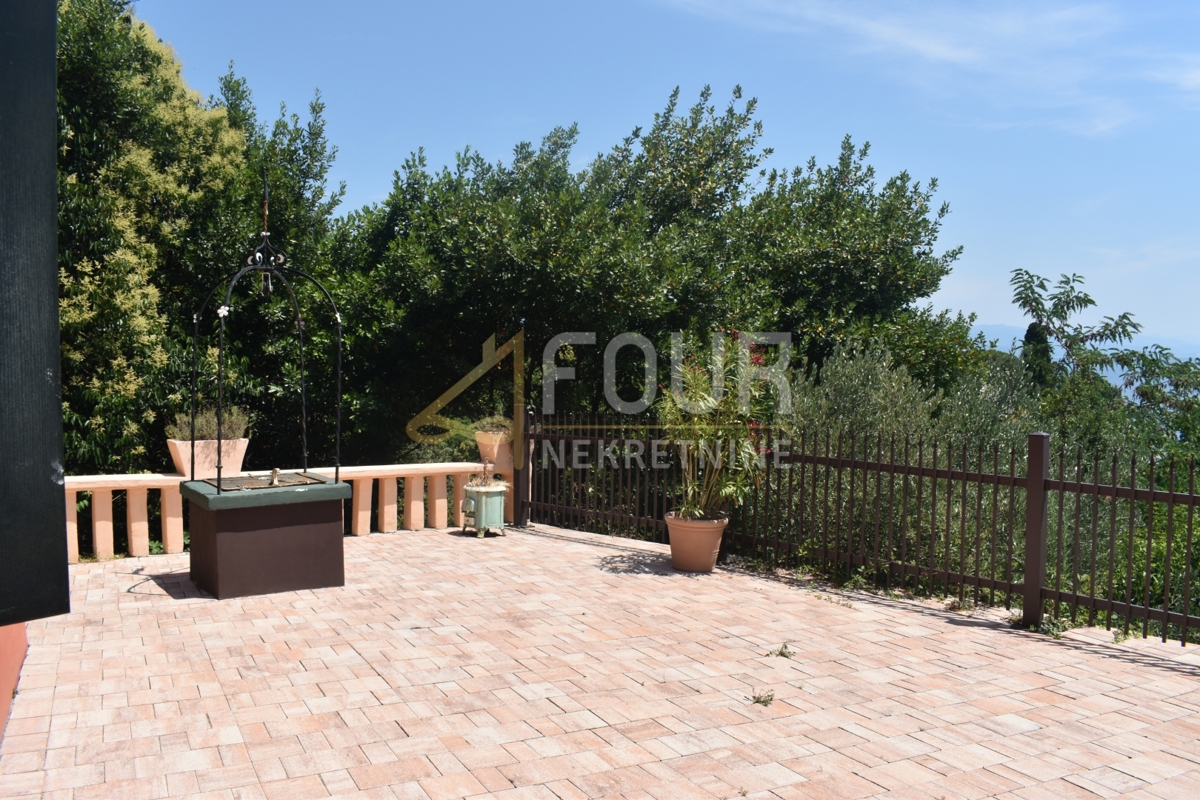 Opatija - Centar, Opatija, 110m2