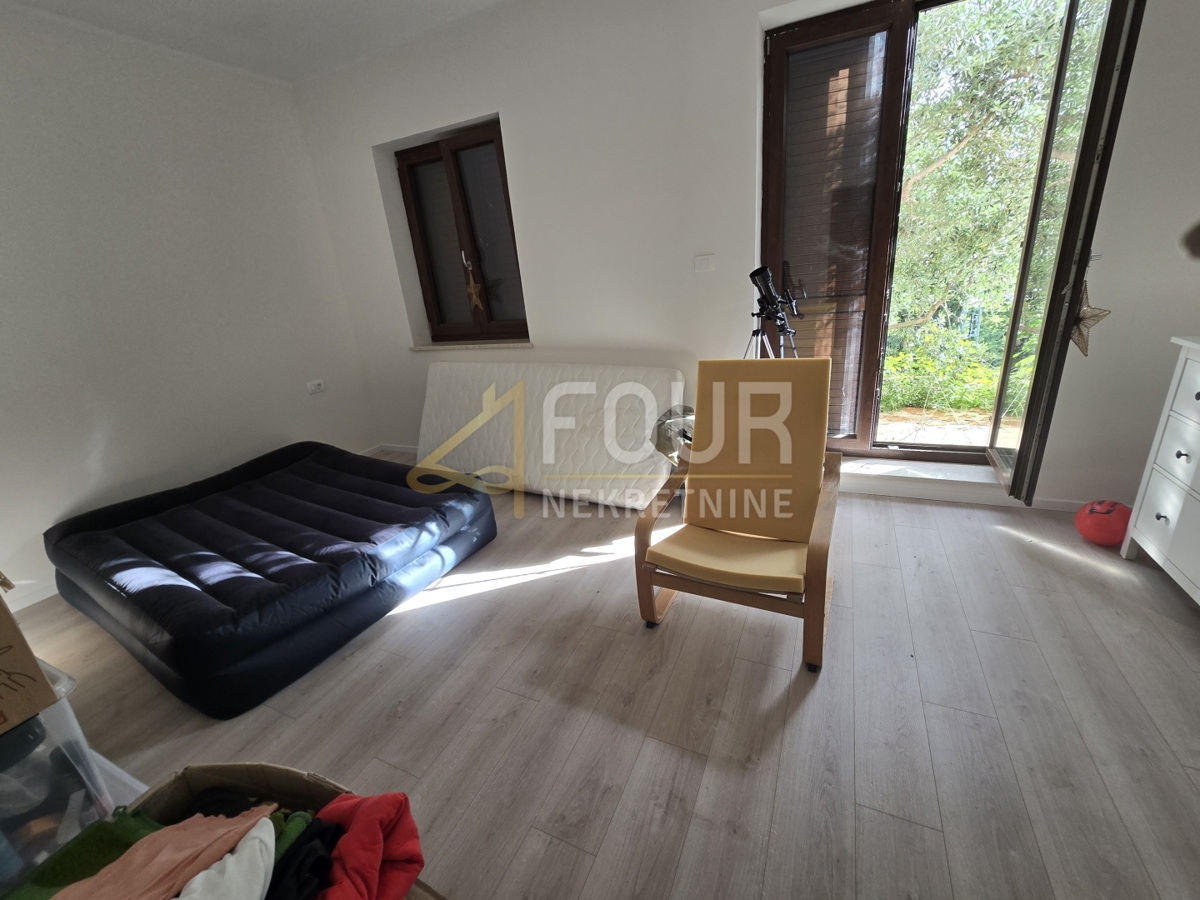 Bulevard, Rijeka, 200m2