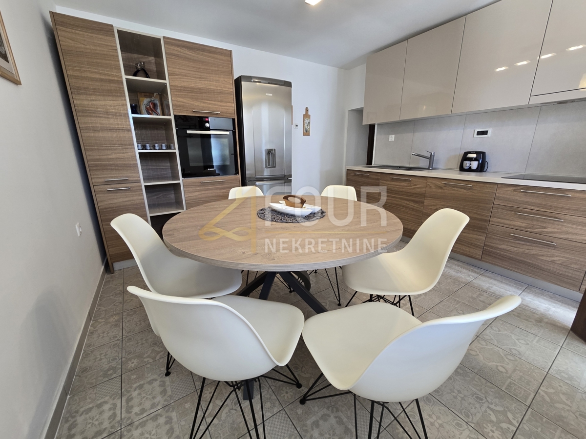 Kras, Dobrinj, 202m2