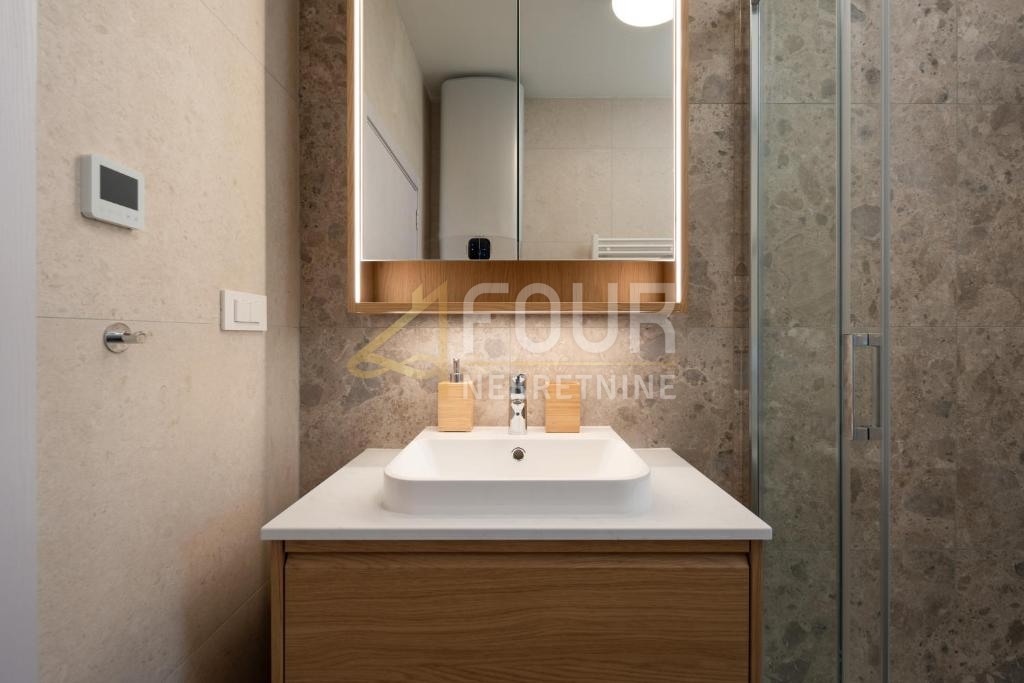 Opatija - Centar, Opatija, 57m2