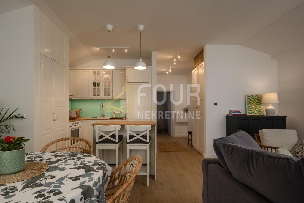 Opatija - Centar, Opatija, 57m2