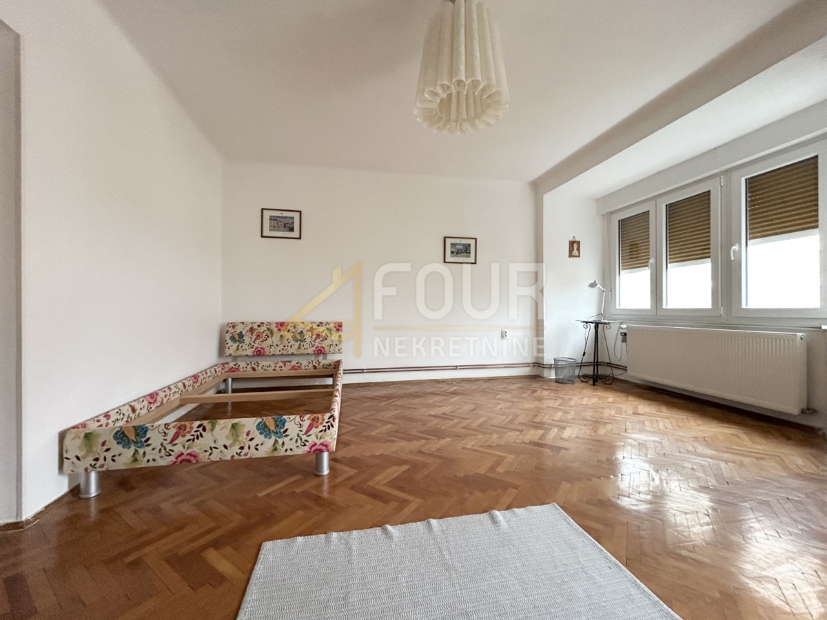 Fiume, Torrente, 3 camere, 81,95 m2, balcone, loggia