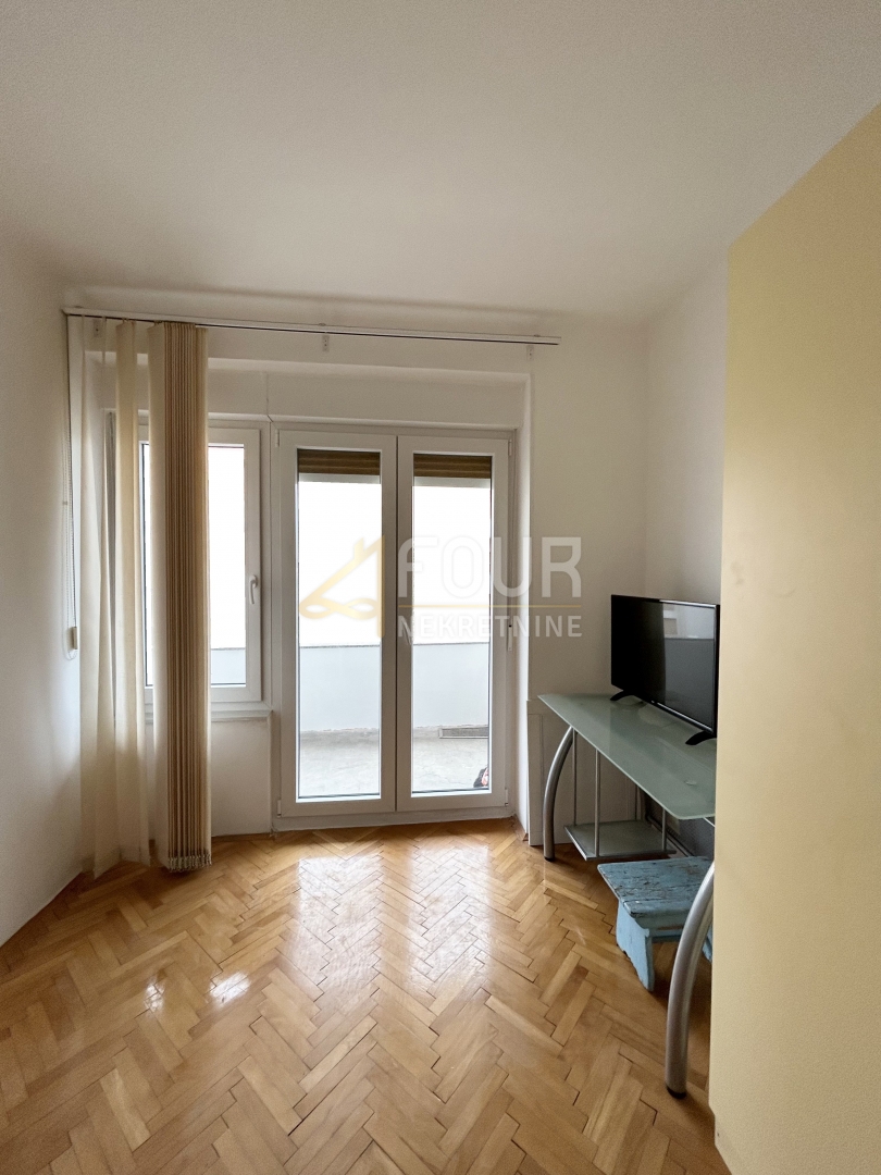 Fiume, Torrente, 3 camere, 81,95 m2, balcone, loggia