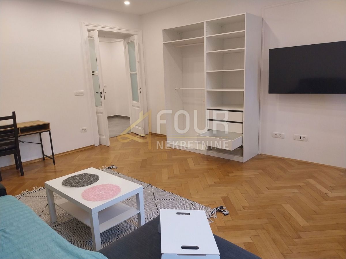 Centar, Rijeka, 107,23m2