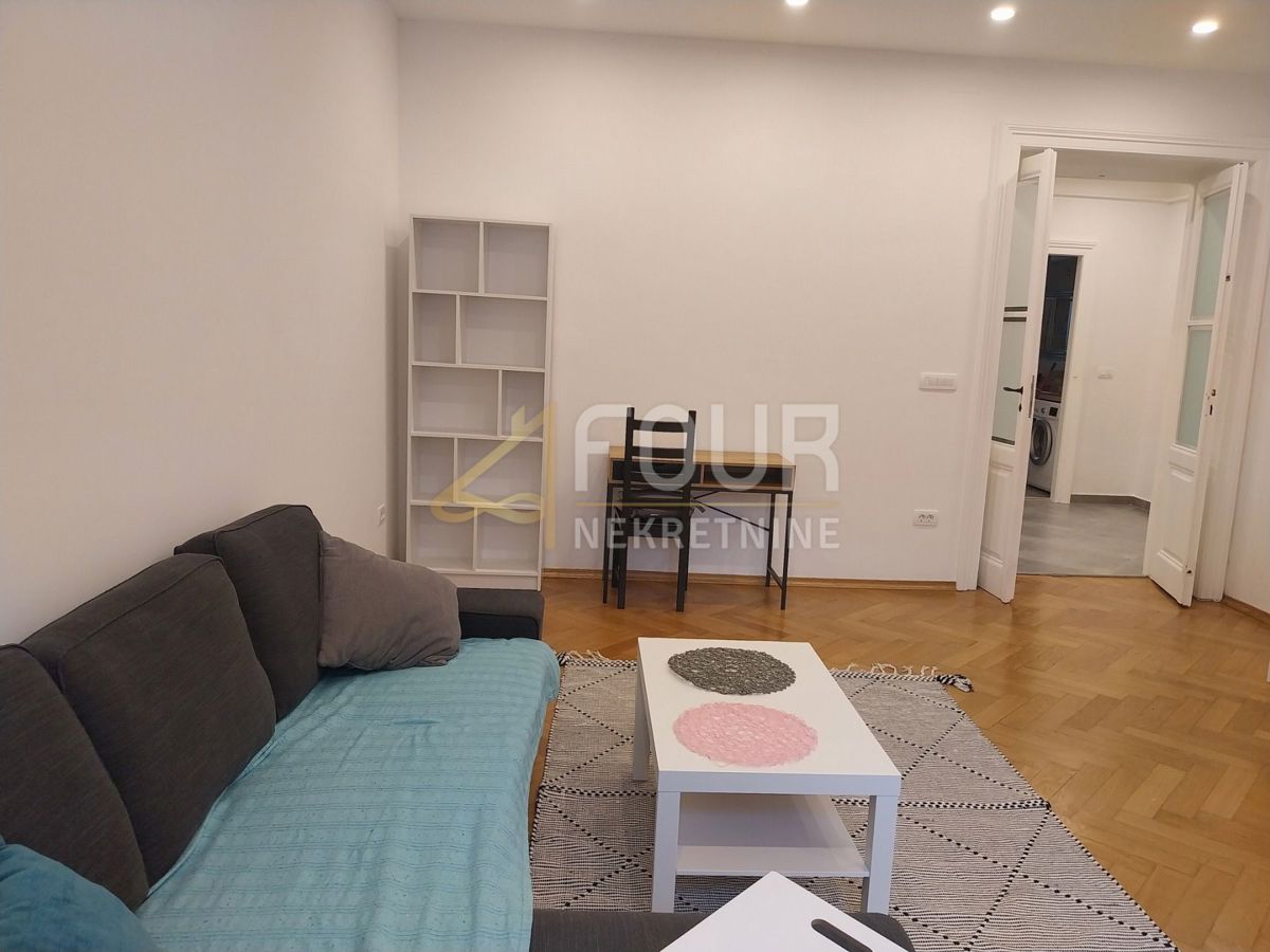 Centar, Rijeka, 107,23m2