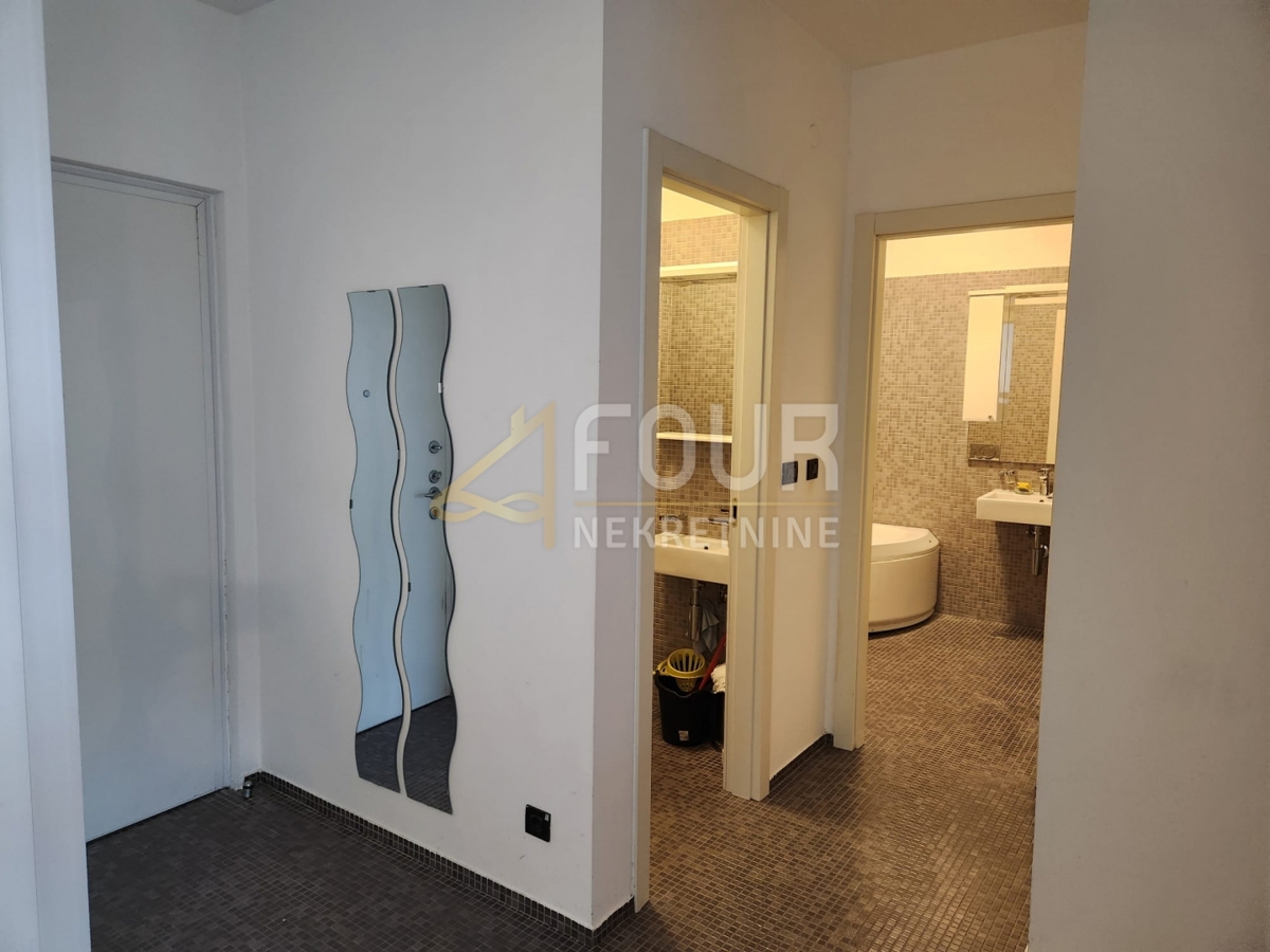 Centar, Rijeka, 56,60m2