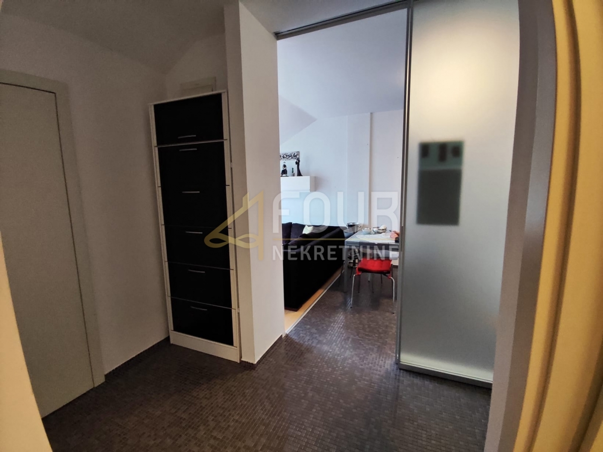 Centar, Rijeka, 56,60m2