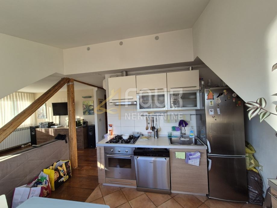 Srednjaci, Trešnjevka - Jug, 60,26m2