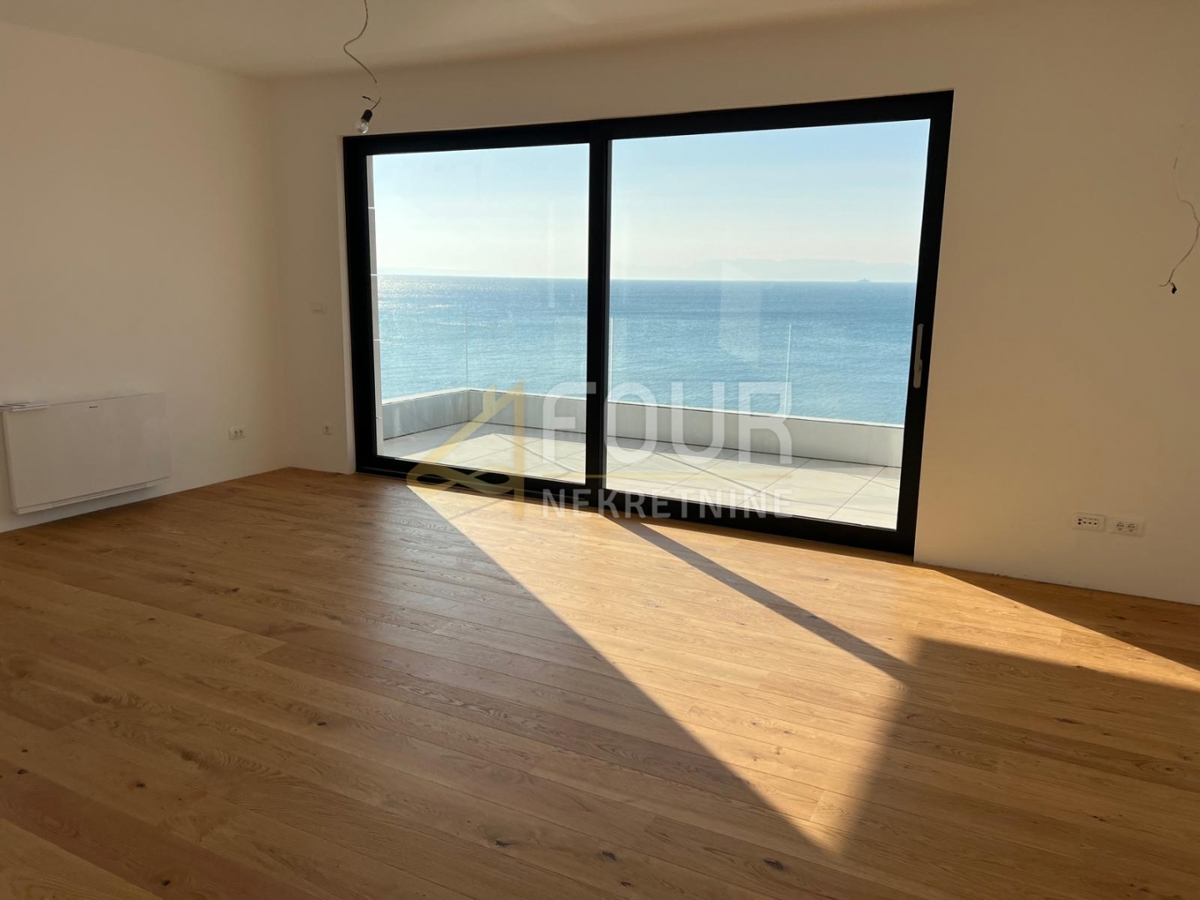 Pećine, Rijeka, 120,86m2