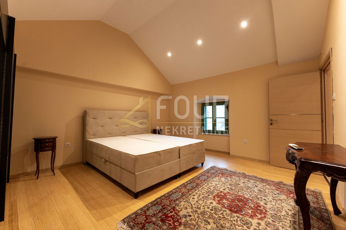 Opatija, 135m2, 2s+db, balcone, giardino, vista mare