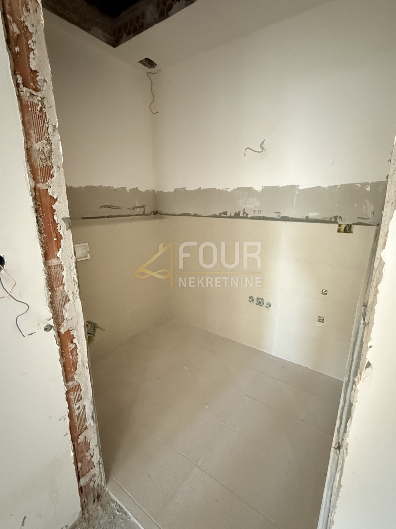 Poljane, casa indipendente, 300m2