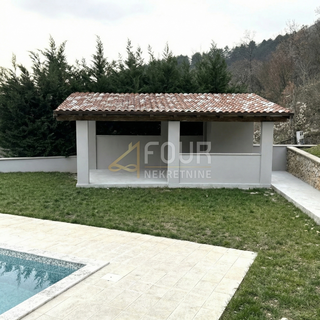 Poljane, casa indipendente, 300m2