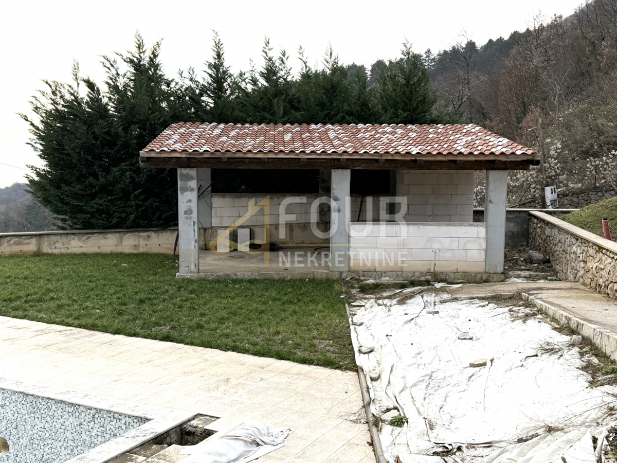 Poljane, casa indipendente, 300m2