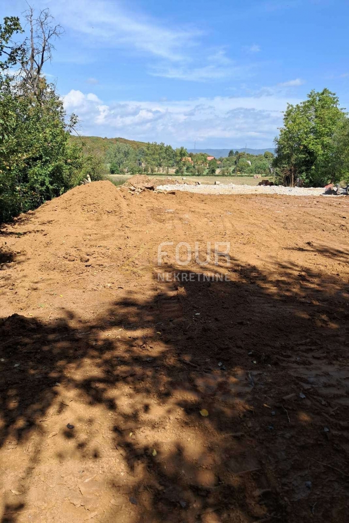 Otočac, Finestra, terreno edificabile/agricolo, 8.750m2