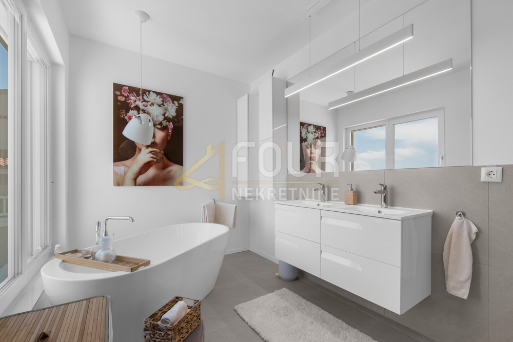 Istria, Labin, nuova costruzione, lussuosa villa con piscina,