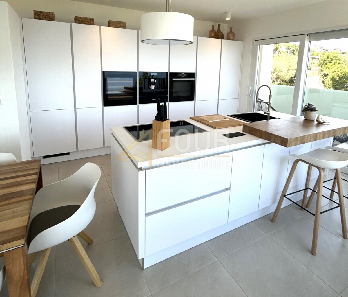 Istria, Labin, nuova costruzione, lussuosa villa con piscina,