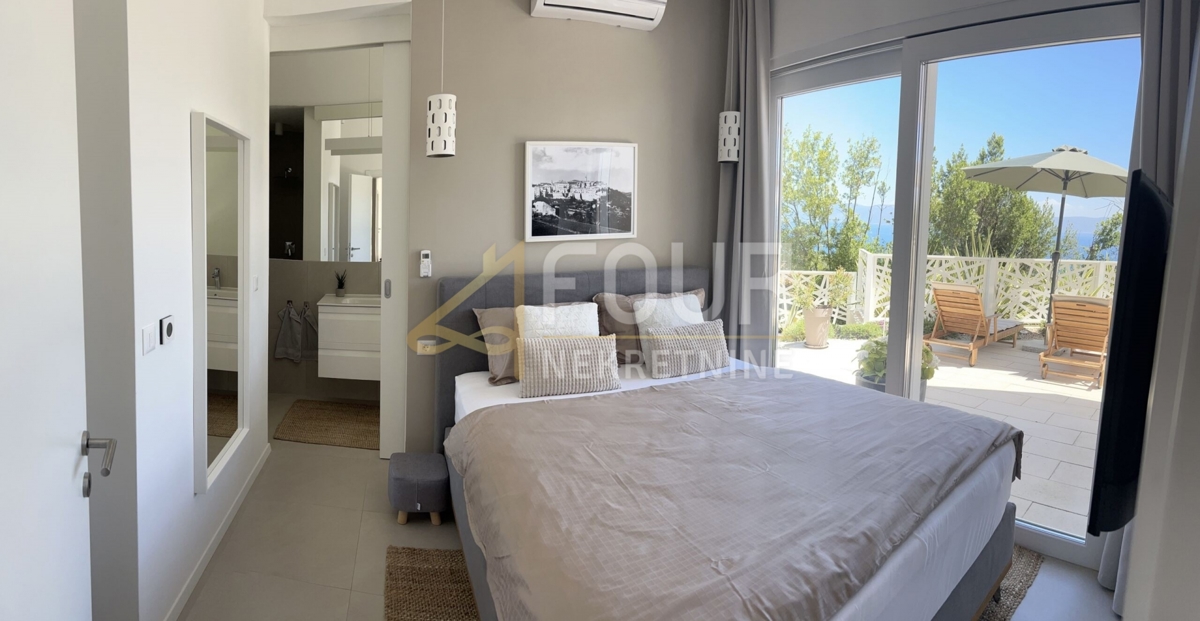 Istria, Labin, nuova costruzione, lussuosa villa con piscina,