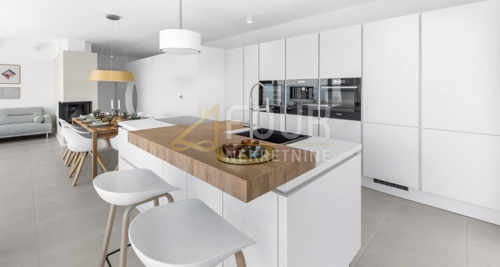 Istria, Labin, nuova costruzione, lussuosa villa con piscina,