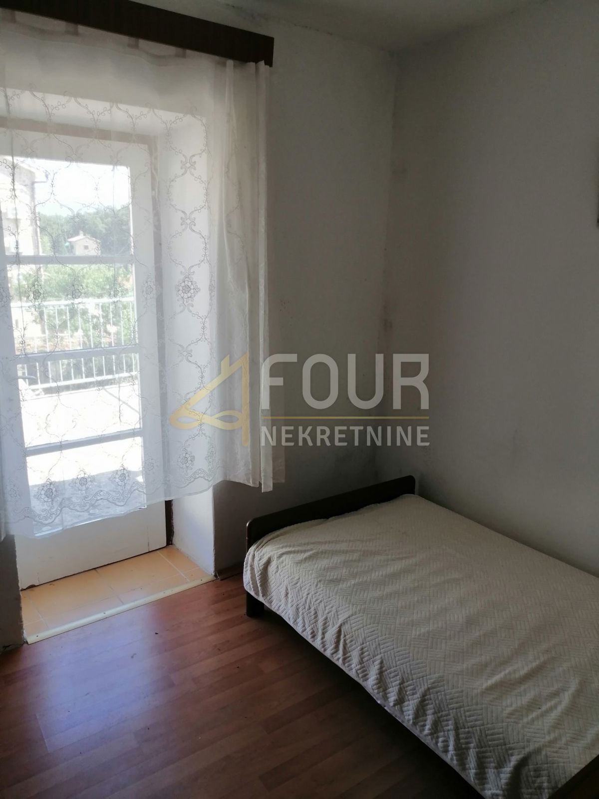 Risika, Vrbnik, 90m2