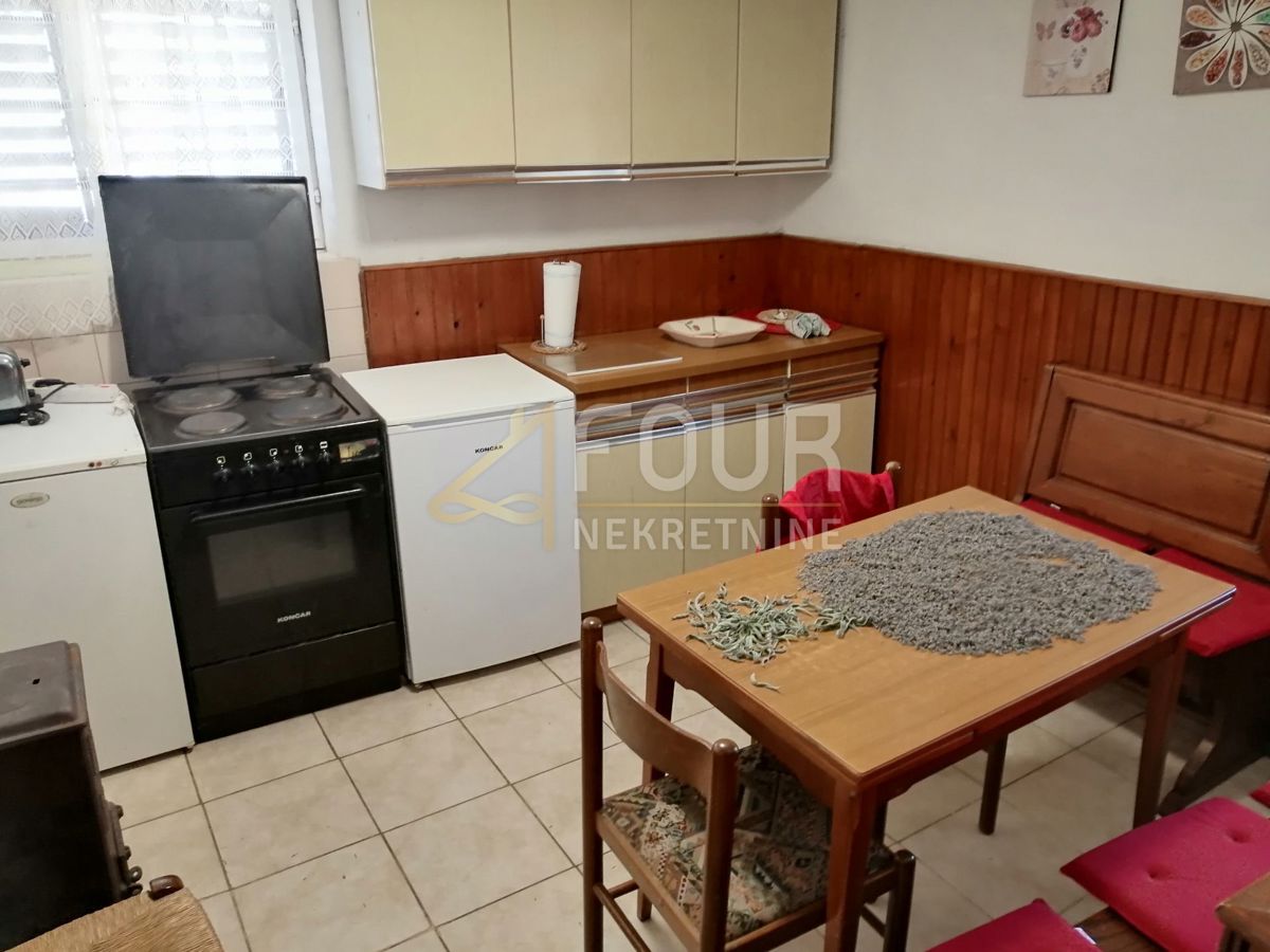 Risika, Vrbnik, 90m2