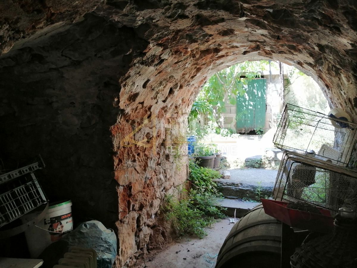 Risika, Vrbnik, 90m2