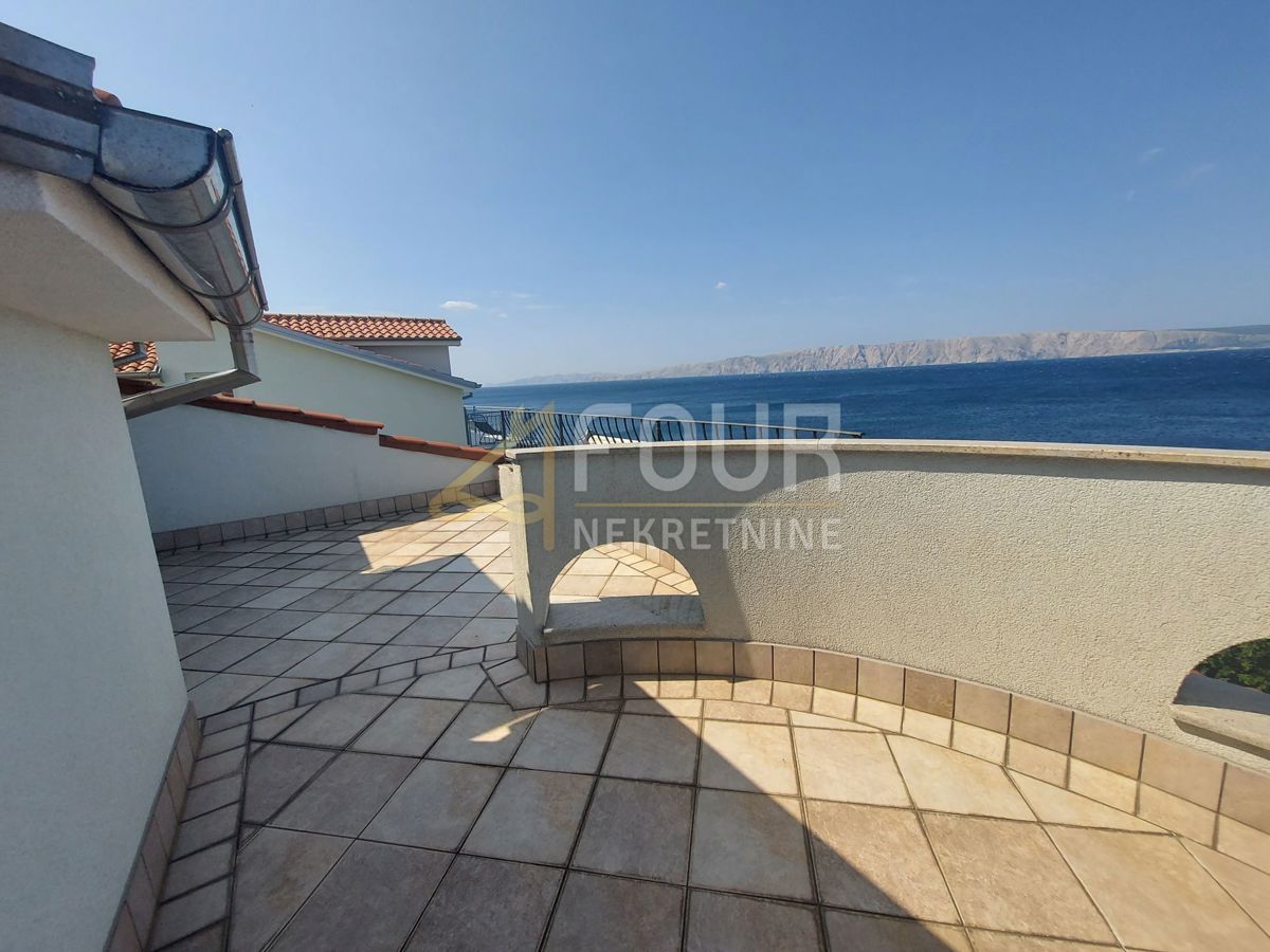 Novi Vinodolski, 180m2